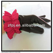 New lady sheepskin fashion gloves five to finger in china